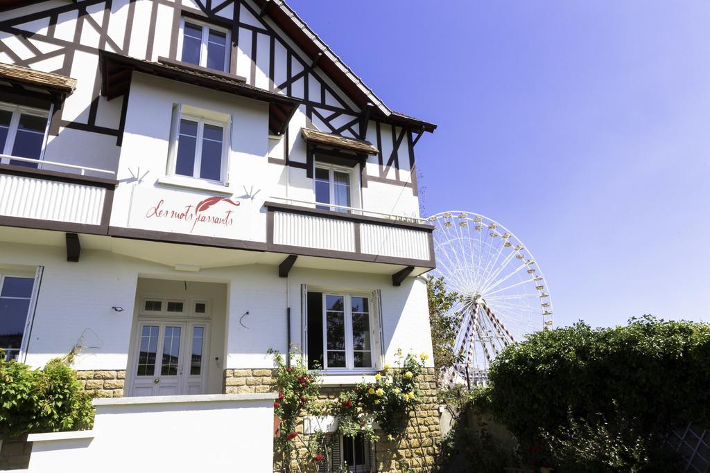 La Les Mots Passants Hotel 2*