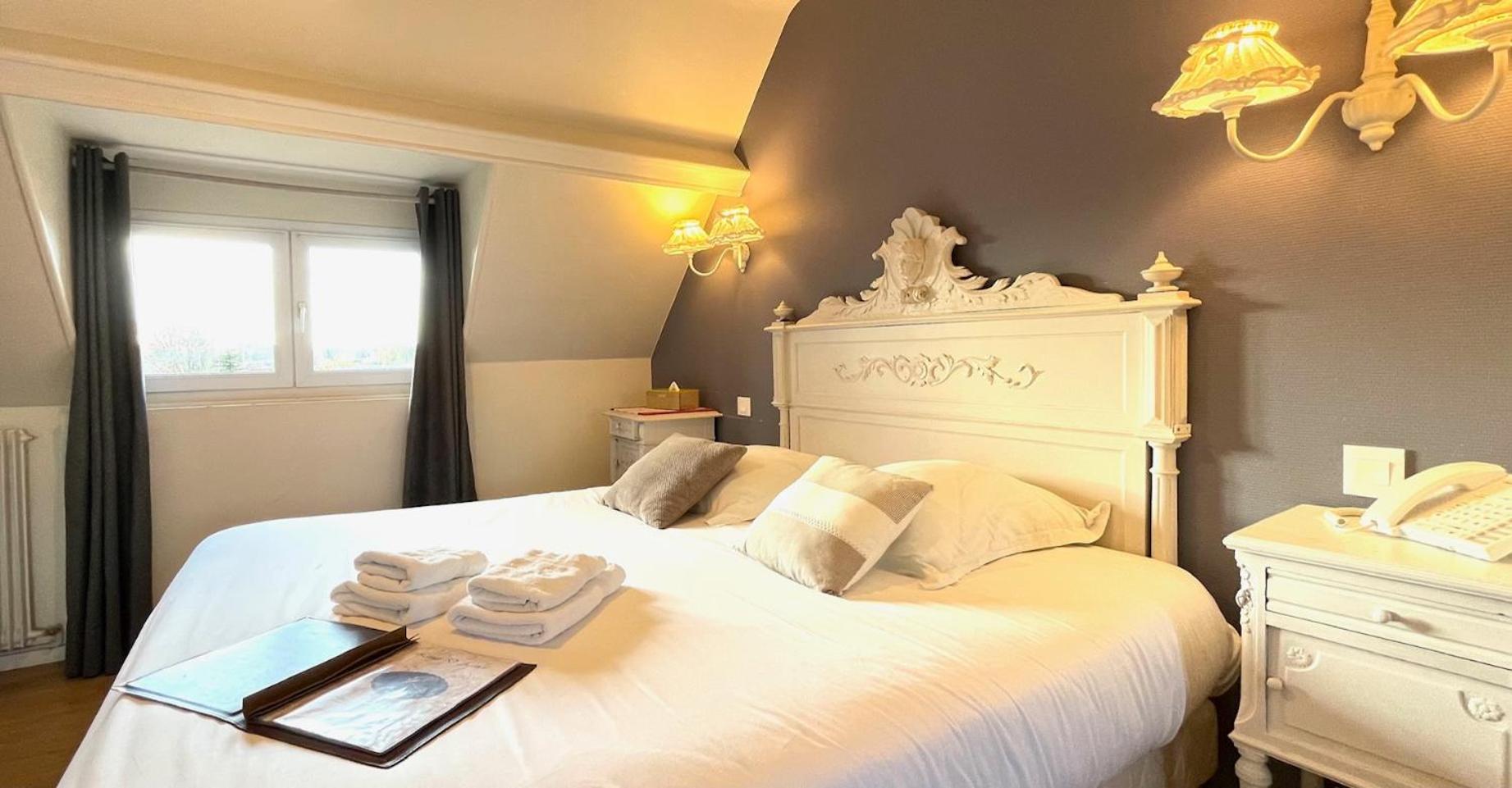 La Les Mots Passants Cabourg