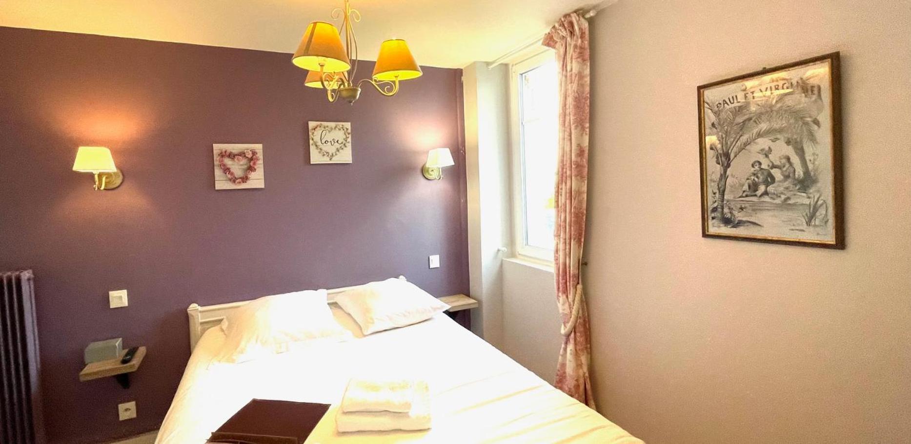 La Les Mots Passants Hotel 2*