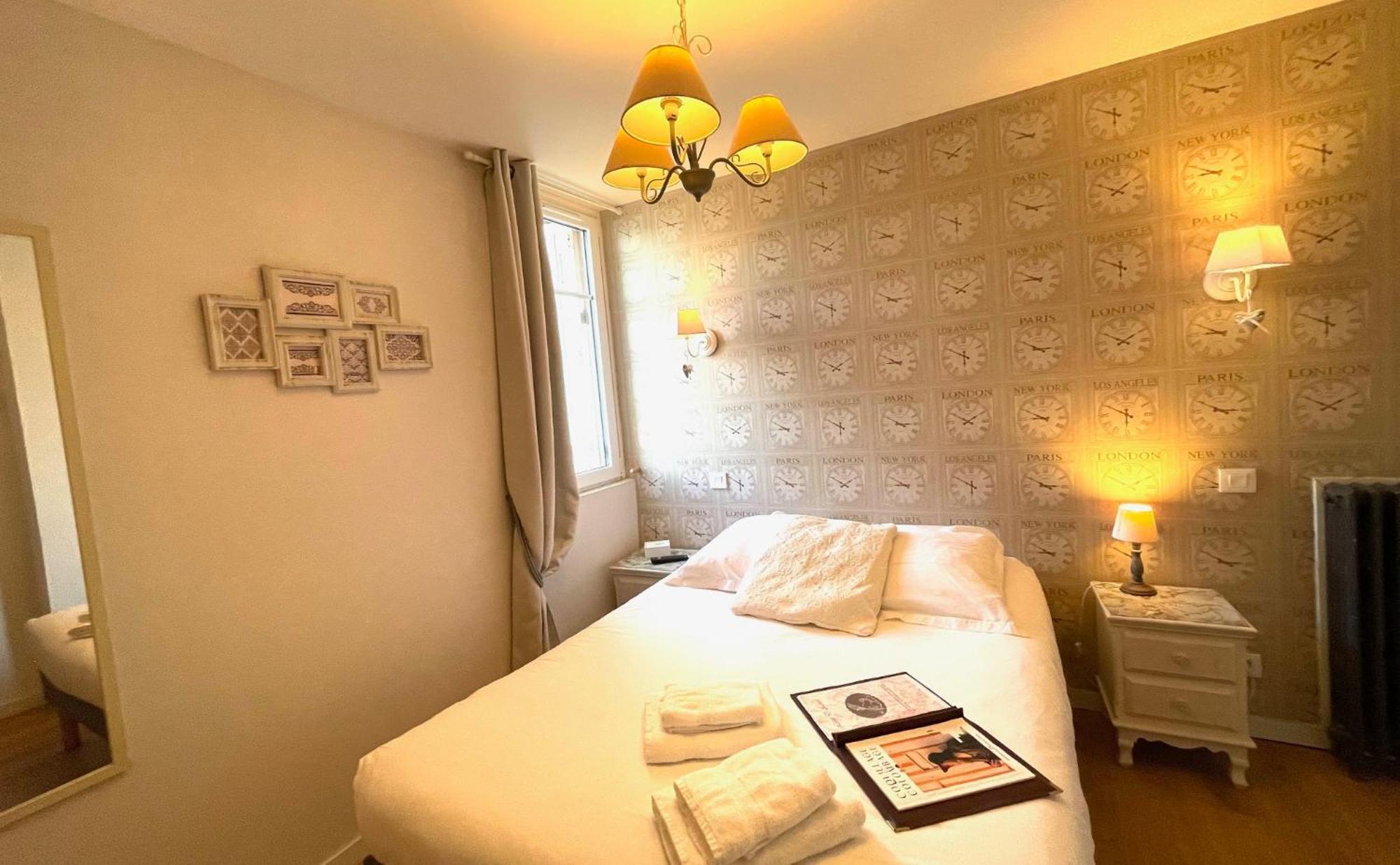 La Les Mots Passants Hotel 2*